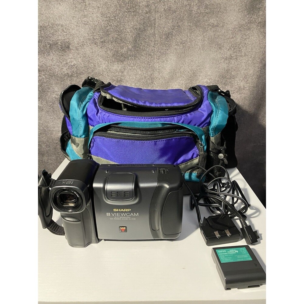 Sharp Viewcam VL-E39U 8mm Camcorder Bundle Untested Vintage Mustang Bag Pack
